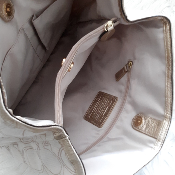 Coach Penelope Linen/Leather Handbag - Picture 12 of 13